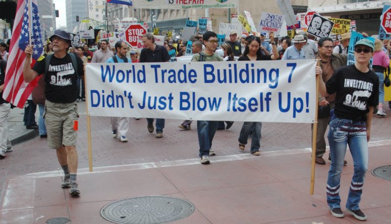 Read more about the article 9/11 – Was ist eigentlich eine Verschwörungstheorie?